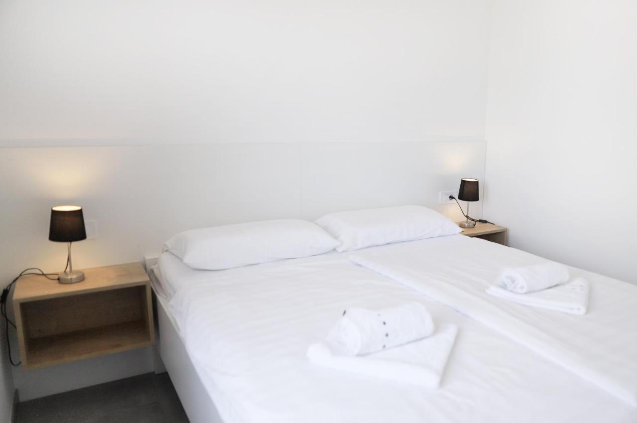 Apartments Terra Sun With Private Pool Or Jacuzzi Нівице Екстер'єр фото
