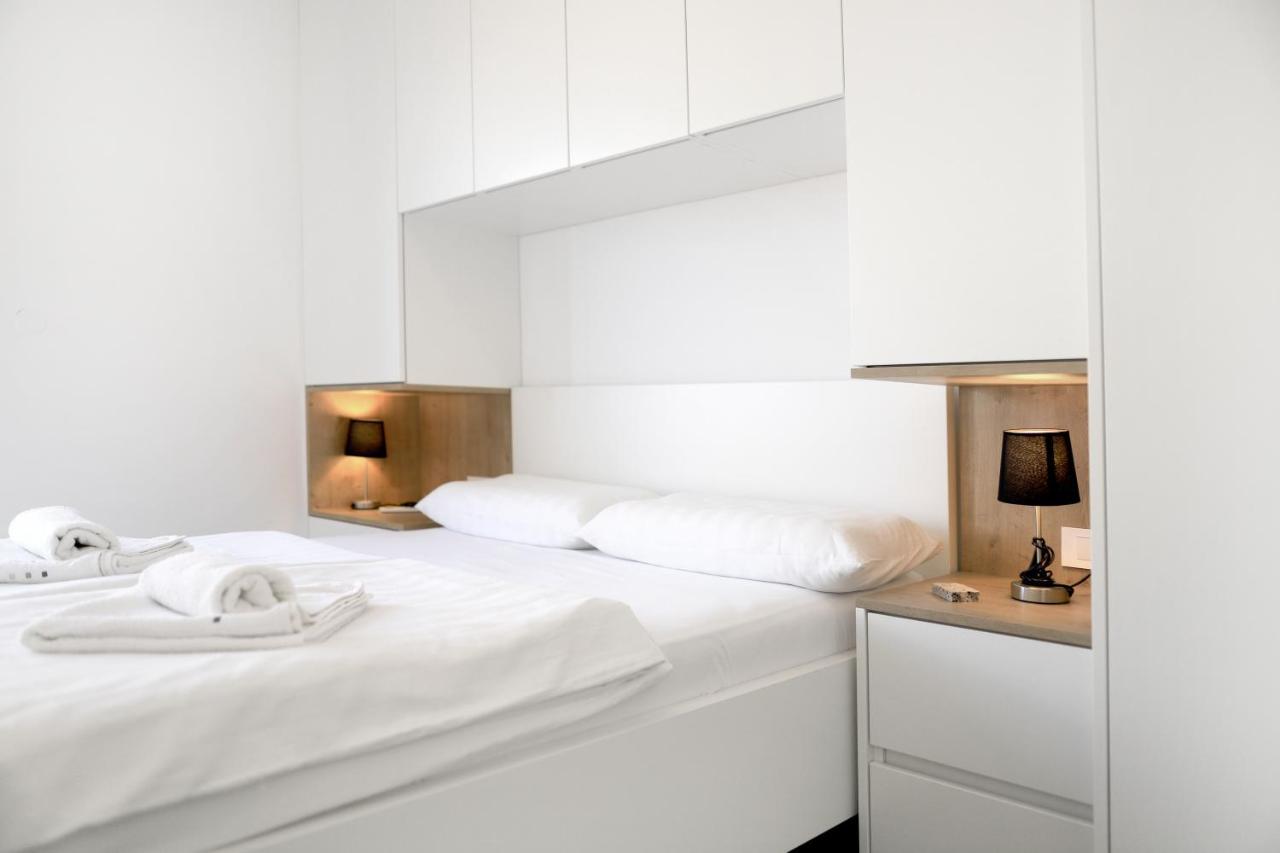 Apartments Terra Sun With Private Pool Or Jacuzzi Нівице Екстер'єр фото