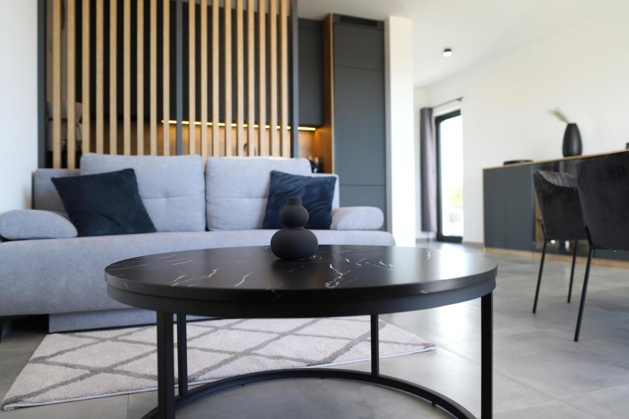 Apartments Terra Sun With Private Pool Or Jacuzzi Нівице Екстер'єр фото