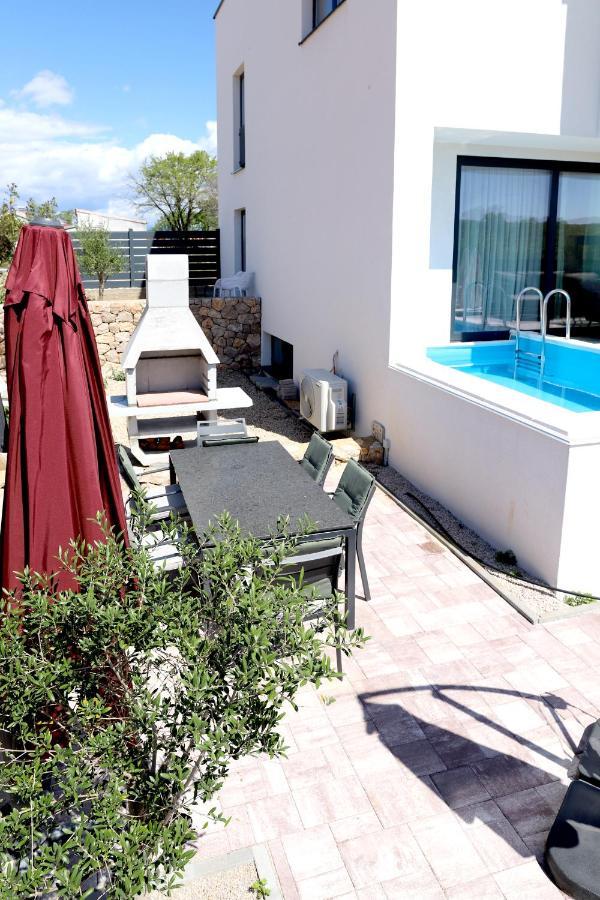 Apartments Terra Sun With Private Pool Or Jacuzzi Нівице Екстер'єр фото